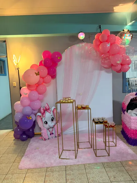 Servicio de decoraciones para tus eventos 💐🪄🩷 · foto 1