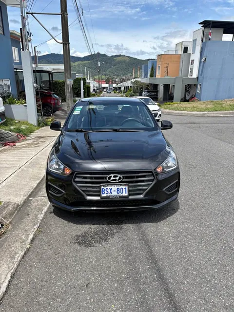 Hyundai Verna Verna 2020 · foto 1