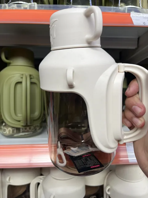 Botella agua con vaso 500 ml · foto 1