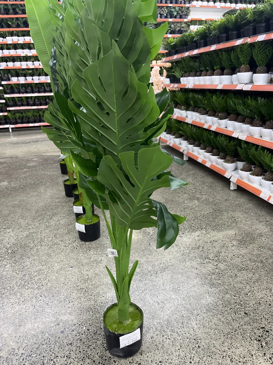 Planta artificial LYU 11